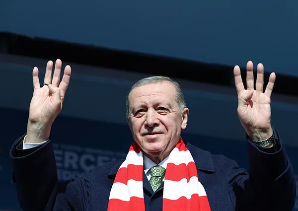 Başkan Recep Tayyip Erdoğan’dan Özgür Özel’e bedelli askerlik tepkisi: Zihniyet bozukluğunun işareti