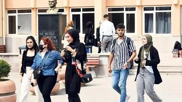 Sağlık Bakanlığı rehberi güncellendi: Öğrenci yurtlarında önlemler gevşetildi