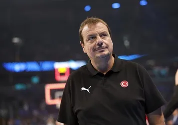 Ergin Ataman Eurobasket 2025'in en iyi başantrenörü seçildi
