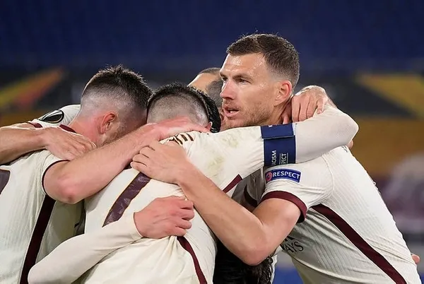 uefa-avrupa-ligi-yari-final-eslesmeleri-belli-oldu-1618527949702.jpg UEFA Avrupa Ligi yarı final eşleşmeleri belli oldu - 1