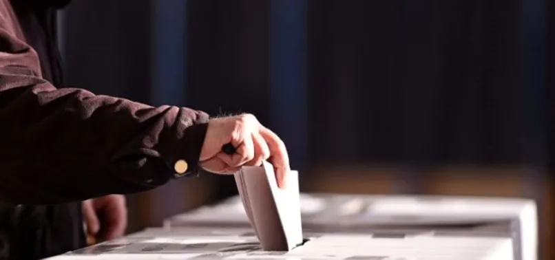 Seçim barajı düşüyor! Partiden 20 milletvekili ayrılsa bile...