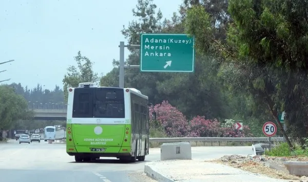Otobüslere yasakladı! CHP’li başkandan Adanalılara işkence: Köprüyü Erdoğan yaptı diye güzergah değiştirtti