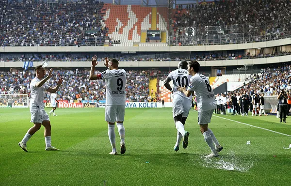 kara-kartal-adanada-dort-kose-adana-demirspor-1-4-besiktas-mac-sonucu-1684693284796.jpg Kara Kartal Adana'da dört köşe! Adana Demirspor 1-4 Beşiktaş (MAÇ SONUCU) - 4