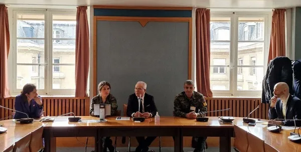 1681368882724.jpeg Fransız vekillerden bir skandal daha! Bu kez PKK/YPG elebaşlarını ağırladılar - 2