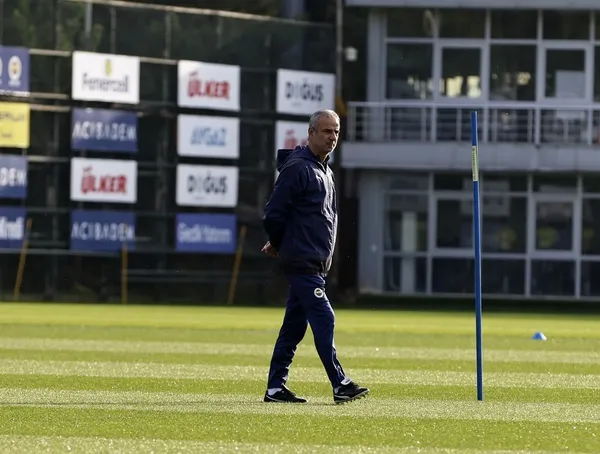 Fenerbahçe taraftarı sevinçten çıldıracak! Adana Demirspor maçı öncesi Fred müjdesi...