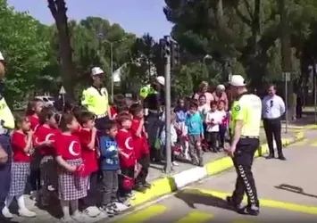 Aydın'da miniklere trafik eğitimi