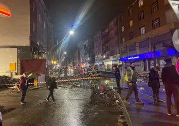 İstanbul'u şiddetli fırtına vurdu! Bilanço sabah ortaya çıktı