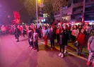 Tüm yurtta 29 Ekim Cumhuriyet Bayramı nedeniyle 19.23 İstiklal Marşı okundu