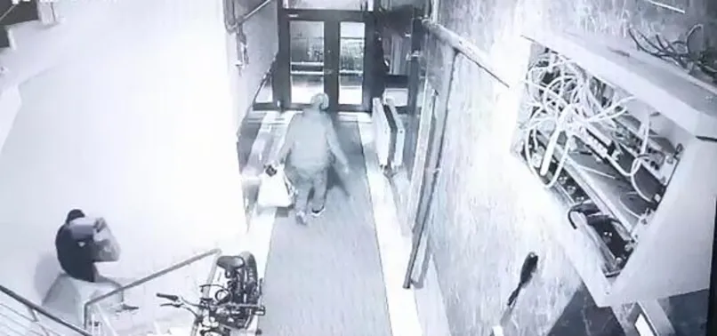 Erzurum’da akılalmaz hırsızlık! Eczaneden çaldıkları şoke etti