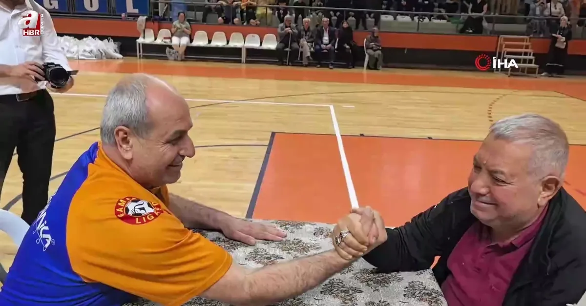 Yaşlı sporcular birbiriyle yarıştı!