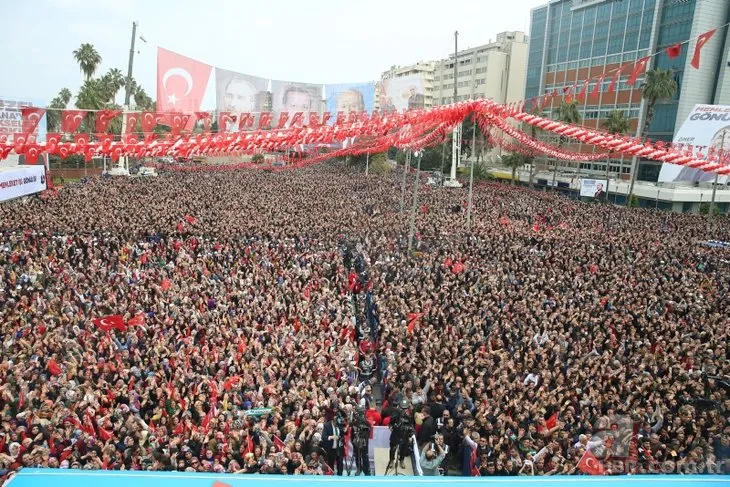 AK Parti Adana mitinginde Başkan Erdoğan’a sevgi seli