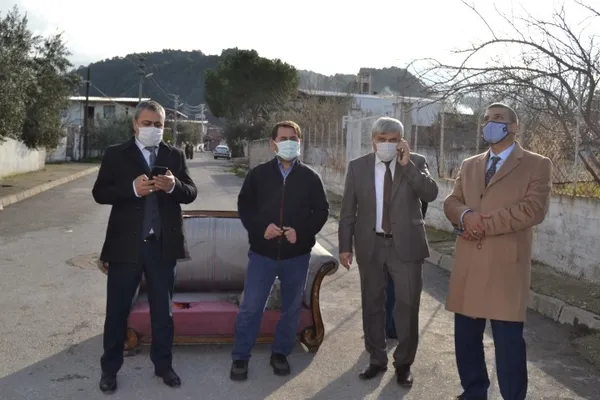 Manisa’da caminin minaresine yıldırım düştü | Cami geçici olarak ibadete kapatıldı - 4
