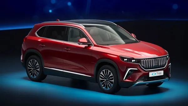 1681578722016.jpg Yerli ve milli proje düşmanı Can Ataklı yine Togg'u hedef aldı: Görmemişin oğlu olmuş tutmuş Togg'unu koparmış - 2