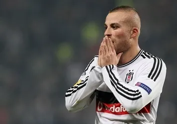 Beşiktaş, Gökhan Töre'yi KAP'a bildirdi!