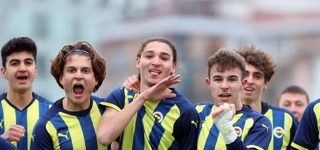 Günün ilk derbisi Fener’in! U-19 Gelişim Ligi’nde Fenerbahçe, Trabzonspor’u mağlup etti!