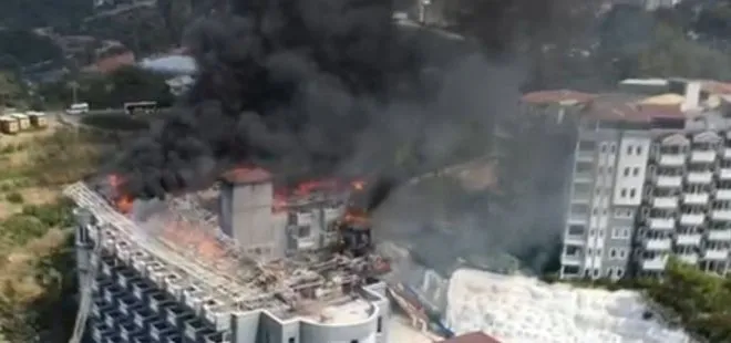Antalya’da korkutan yangın! Yerli ve yabancı turistler tahliye edildi
