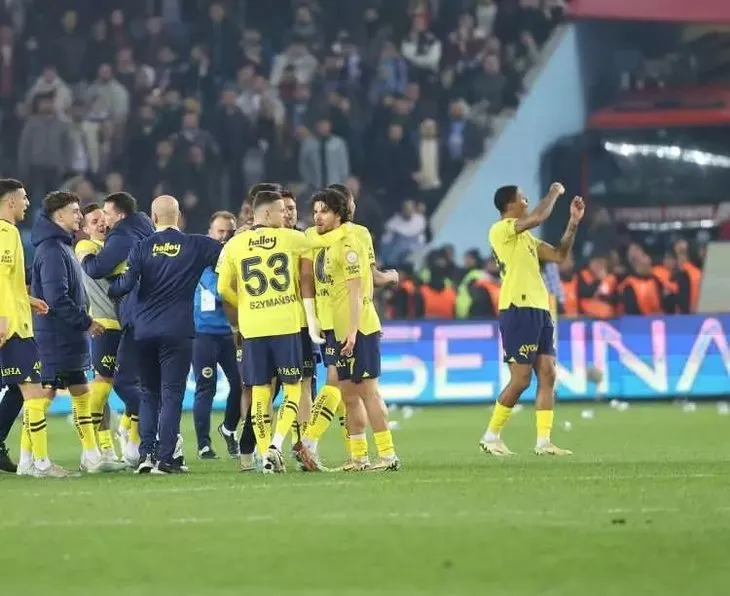 Fenerbahçeli Oosterwolde’den Trabzonspor taraftarına çirkin el hareketi! Olayların fitilini ateşledi