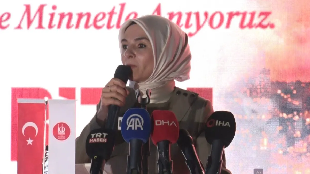 Bakan Göktaş'tan 15 Temmuz mesajı: "FETÖ elebaşının kurduğu tuzak darmadağın oldu"