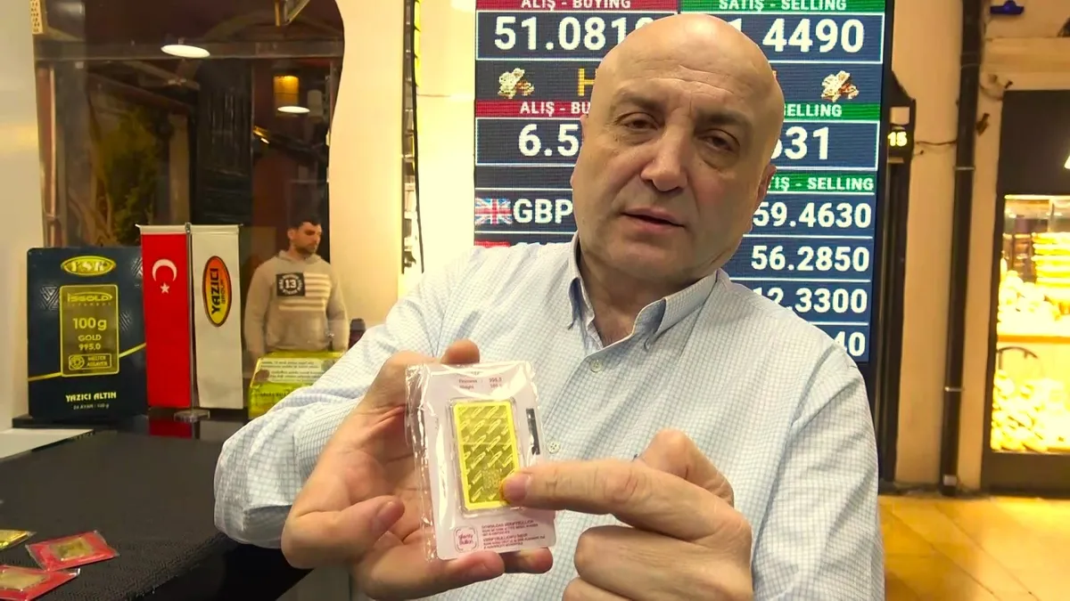 Kapalıçarşı’dan altın alacaklara kritik uyarı: Kuyumculara akın edenler QR kodu atlıyor