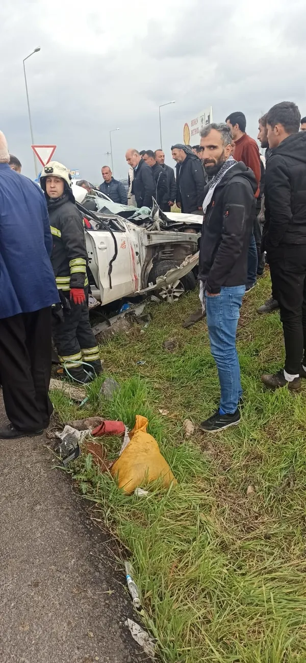 kontrolden-cikan-otomobil-takla-atti-2-yarali-1711034150246.jpg Kontrolden çıkan otomobil takla attı: 2 yaralı - 2