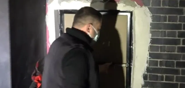 Bursa’da kamerayla izlenen gizli geçitli dernek lokaline baskın - 1