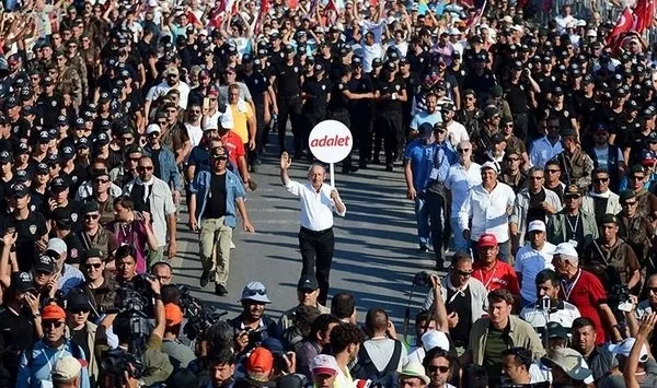 Son dakika: CHP'li eski vekil Mehmet Sevigen'den 'MİT TIR'ları' iddiası: Enis Berberoğlu'na belgeleri Kılıçdaroğlu verdi - 2