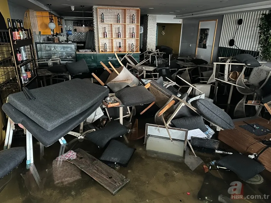 İzmir Venedik’e döndü CHP'li Tunç Soyer Avrupa’ya gitti! İklim krizi diyen Soyer’e vatandaş tepkili: Yönetim krizi... 12