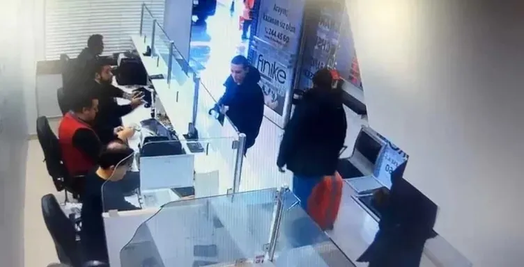 CHP’de rüşvet iddiası! Ağbaba’dan Emre Caner itirafı: “Gönüllü danışmanlık” yaptı - 1