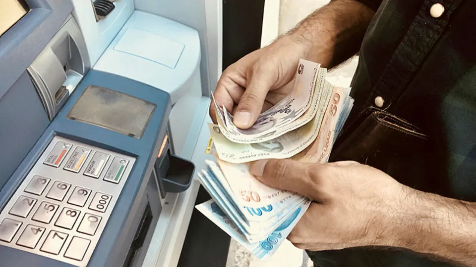 Sosyal ödemeler ne kadar | Zamlı maaşlar yattı! O desteklerin tutarı yükseldi