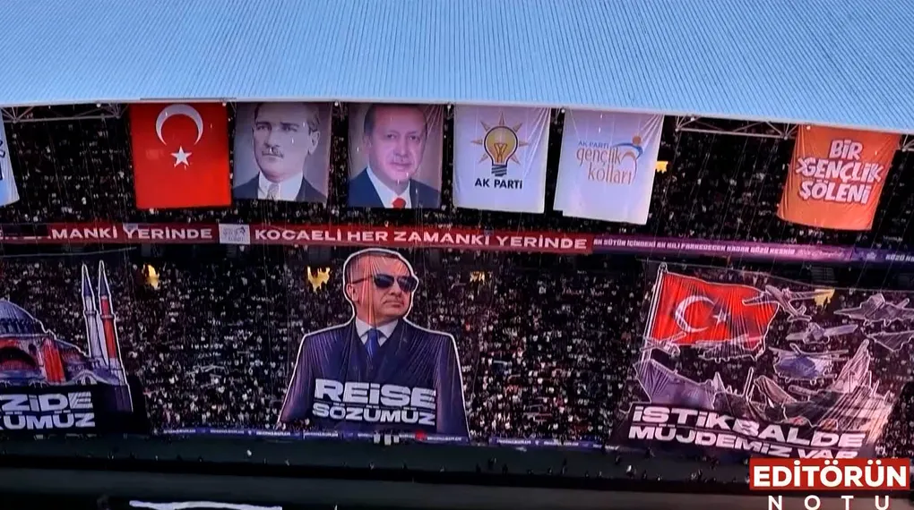 Gençlerden Başkan Erdoğan'a sevgi seli: "Türkiye yüzyılı gençlerin omuzlarında yükselecek"
