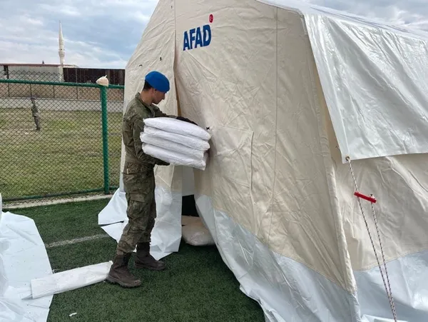 Kahramanmaraş depreminin hasar verdiği 10 ilde doğal gaz ve elektrik verme çalışmaları tamamlandı