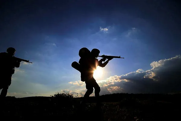 Son dakika | Fırat Kalkanı bölgesinde PKK'ya ağır darbe! 54 terörist etkisiz hale getirildi - 1