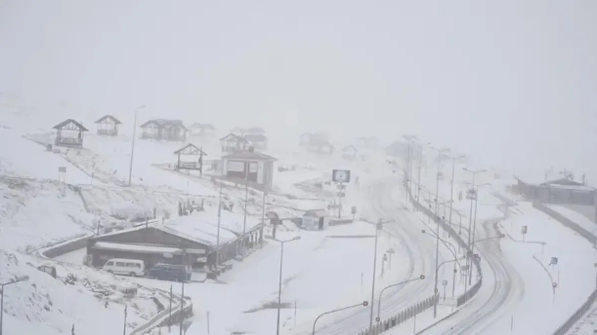 Kayseri ve Kırşehir'de kar yağışı etkili oldu