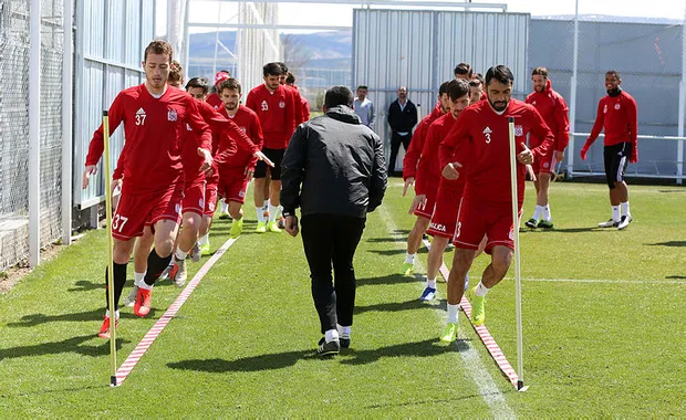 Sivasspor - Kayserispor maçı ne zaman, saat kaçta, hangi kanalda?