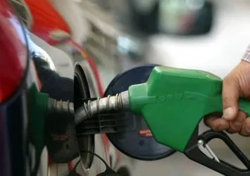 Son dakika: Benzinde 17 kuruş indirim