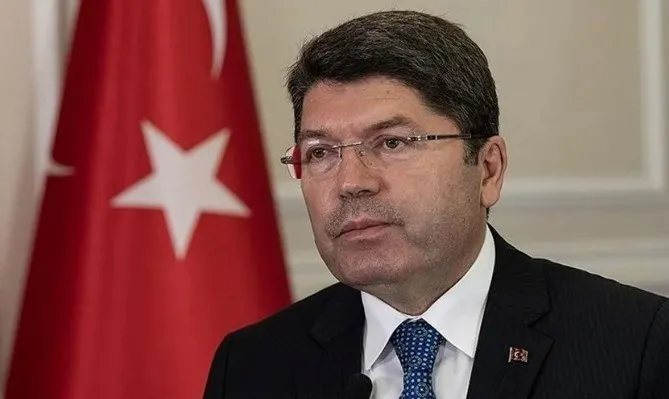 Adalet Bakanı Yılmaz Tunç çocuk istismarının yer aldığı Roblox isimli uygulamanın erişime kapatılmasına ilişkin açıklamada bulundu.