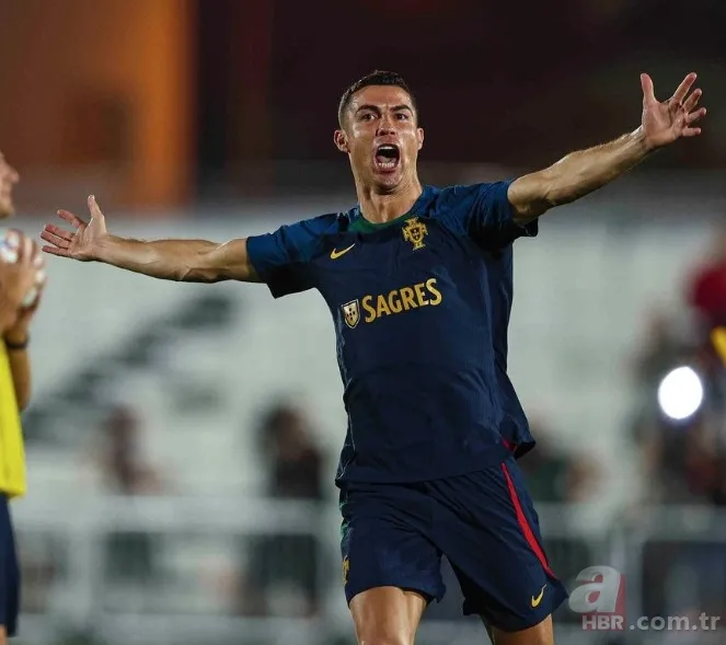 22 milyon dolarlık malikanenin yatak odası bile... Yeşil sahaları yakıp kavuran Cristiano Ronaldo emekliliğinde bakın nerede yaşayacak? 5