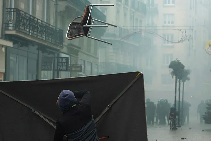 fransada-macron-karsitlarindan-greve-devam-cagrisi-1575930062924.jpg Fransa'da Macron karşıtlarından greve devam çağrısı - 4