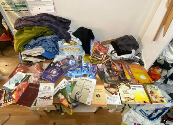 1708919102624.jpeg Antalya'da terzi dükkanı FETÖ merkezi çıktı! Toplantı şifresi: Halı sahada buluşalım - 4