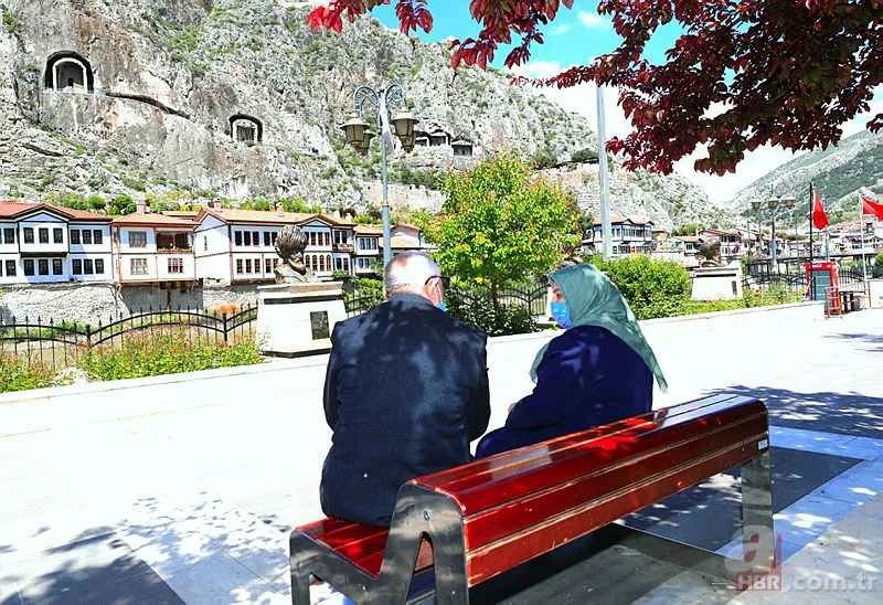 Son dakika: Yeni yasaklar açıklandı! 65 yaş üstü sokağa çıkma yasağı olan iller hangileri? Seyahat kısıtlaması... 16