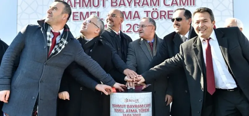 Yıldız Holding'ten komşuları için cami