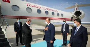 KKTC Cumhurbaşkanı Tatar Anıtkabir’i ziyaret etti