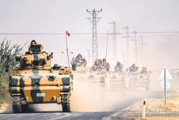 1661054953105.jpeg YPG'de panik! Teröristler tutuştu - 1
