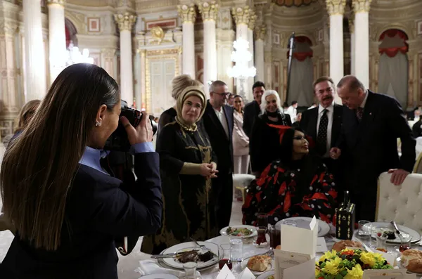 Başkan Erdoğan’dan sanatçılarla düzenlenen iftar programında önemli açıklamalar