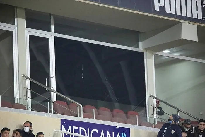 Fatih Terim ile taraftar arasında "istifa" gerilimi! O anlara ait video görüntüler ortaya çıktı - 3
