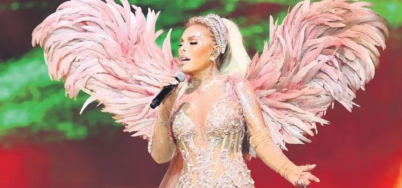 Süperstar Ajda Pekkan ortalığı yakıp geçti!