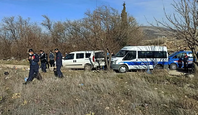 Afyonkarahisar'da otomobili dağlık alanda bulunan Barış 12 gündür kayıp - 2