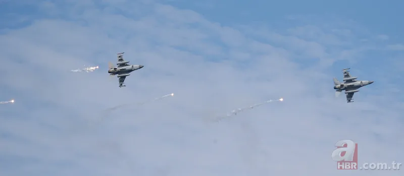 Fotoğraflar peş peşe geliyor! Tüm dünya şoka girdi... 17