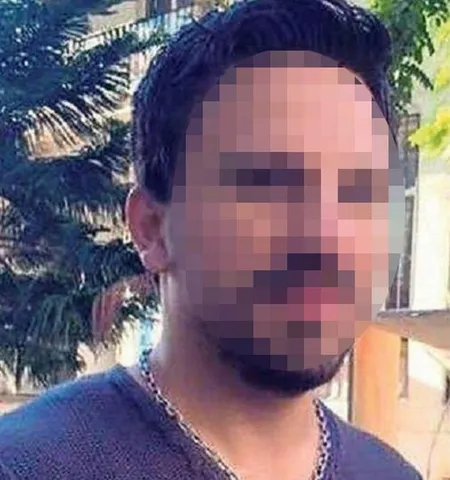 eski-esinden-siddet-goren-kadina-cocugundan-uyari-topuklu-giyme-babam-gorurse-kacamazsin-1576600492114.jpg Eski eşinden şiddet gören kadına çocuğundan uyarı: 'Topuklu giyme, babam görürse kaçamazsın' - 3
