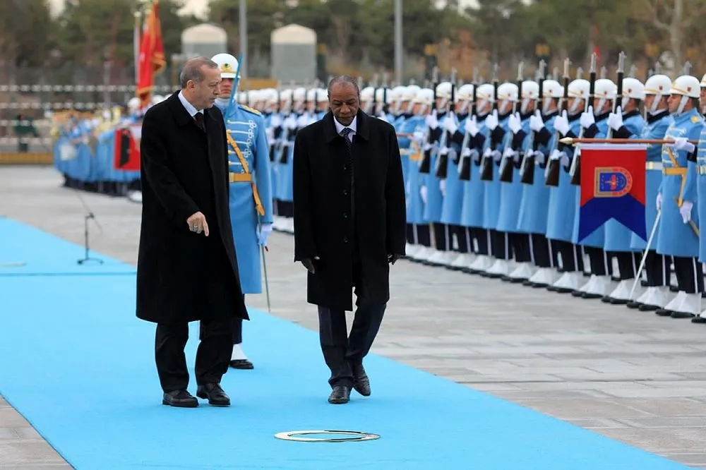 Erdoğan, Conde'yi resmi törenle karşıladı - 1